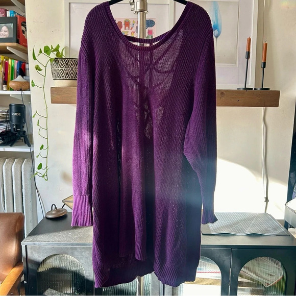 Torrid Knit Long Sleeve Tunic with back strap details - Picture 5 of 6